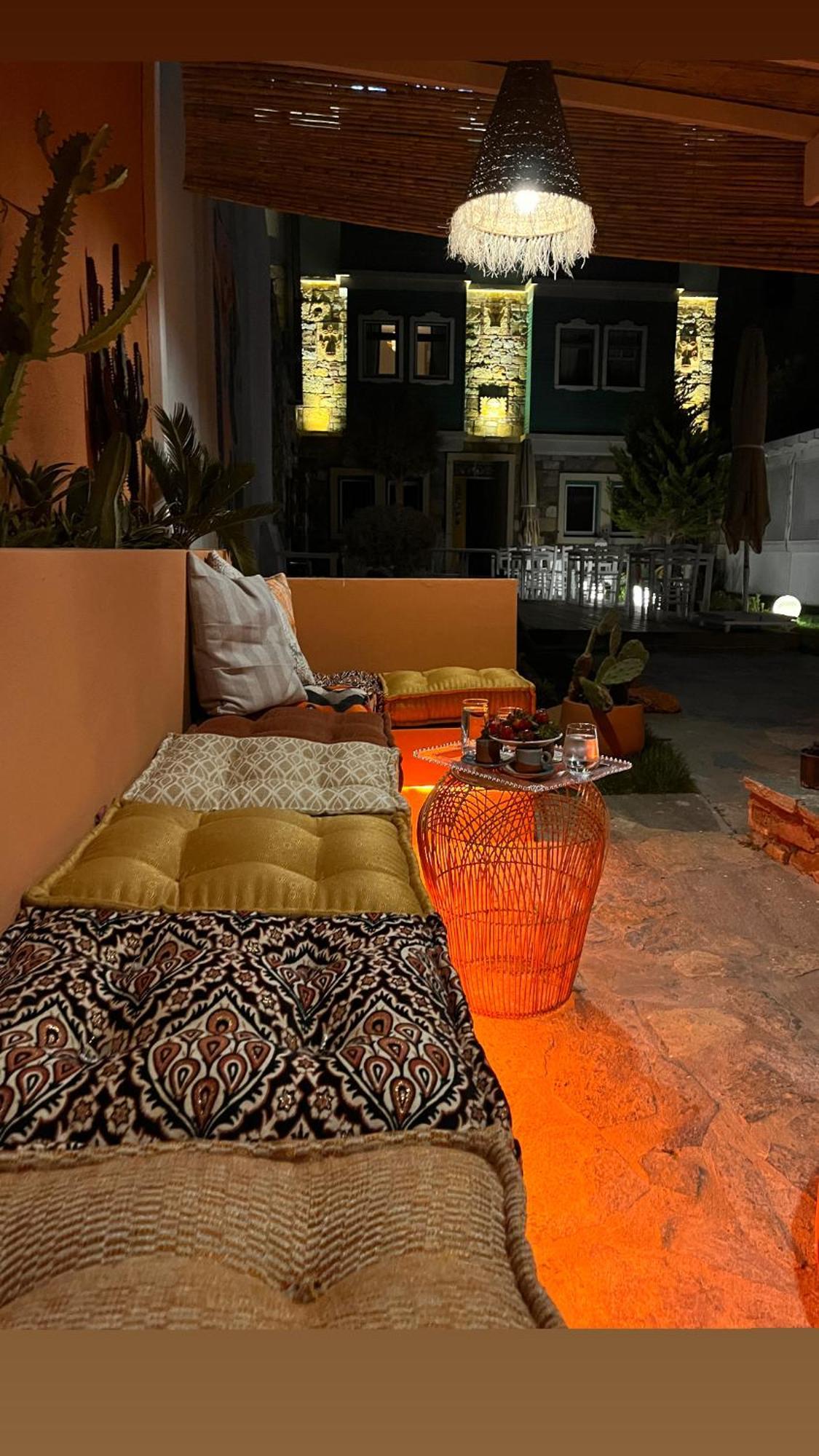 Posthane Hotel Бозджаада Экстерьер фото