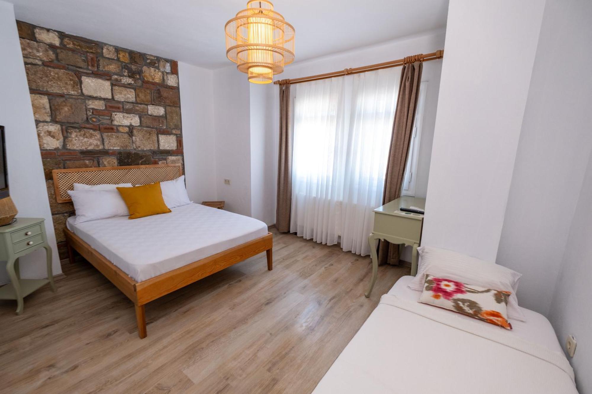 Posthane Hotel Бозджаада Экстерьер фото