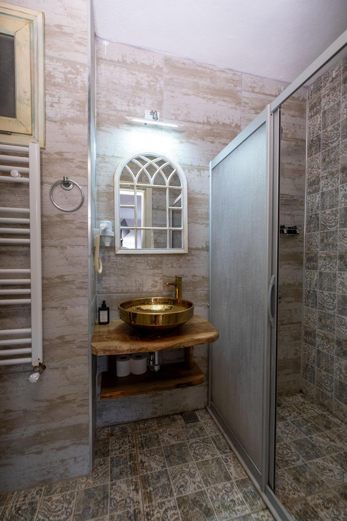 Posthane Hotel Бозджаада Экстерьер фото