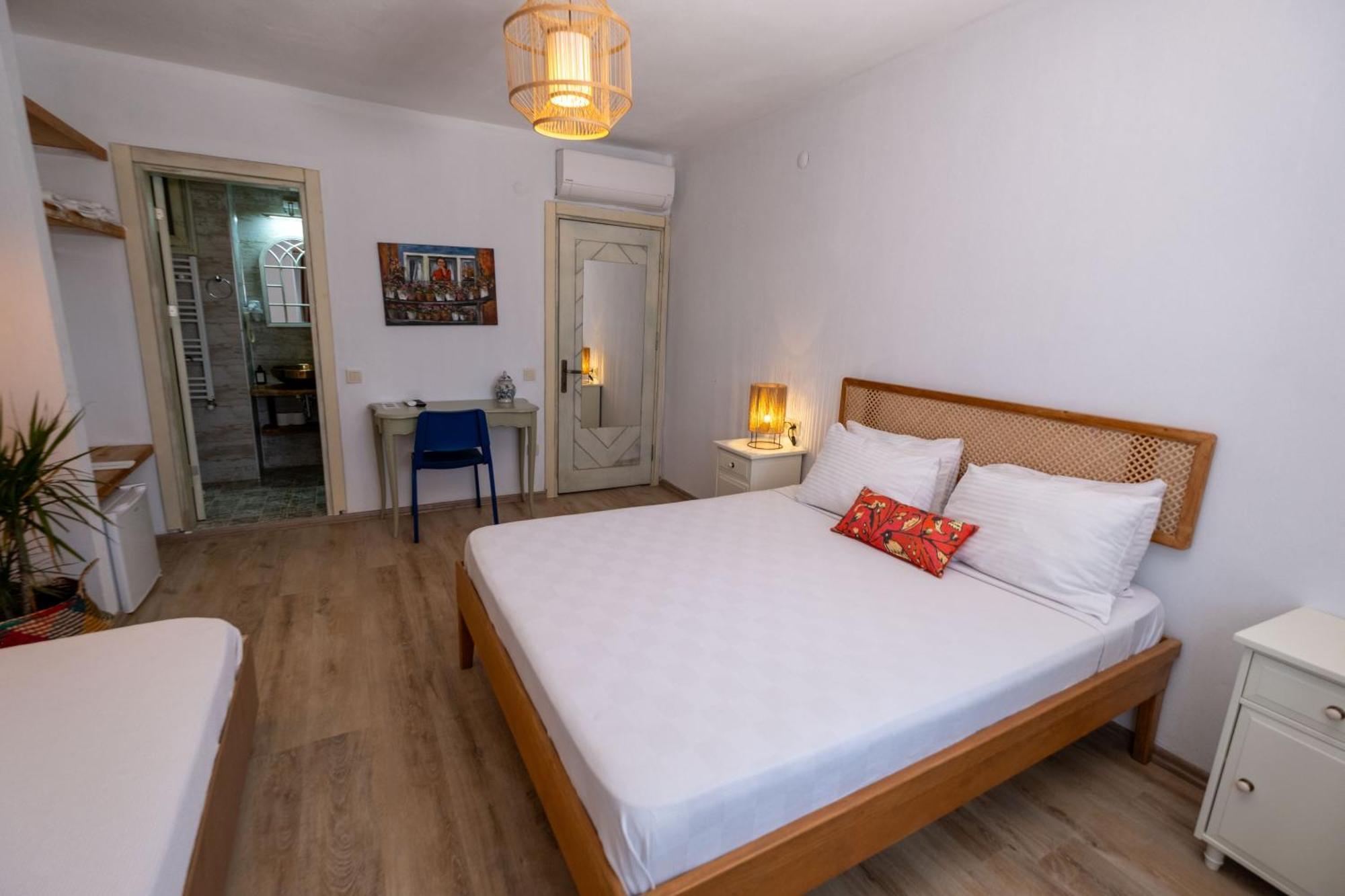 Posthane Hotel Бозджаада Экстерьер фото