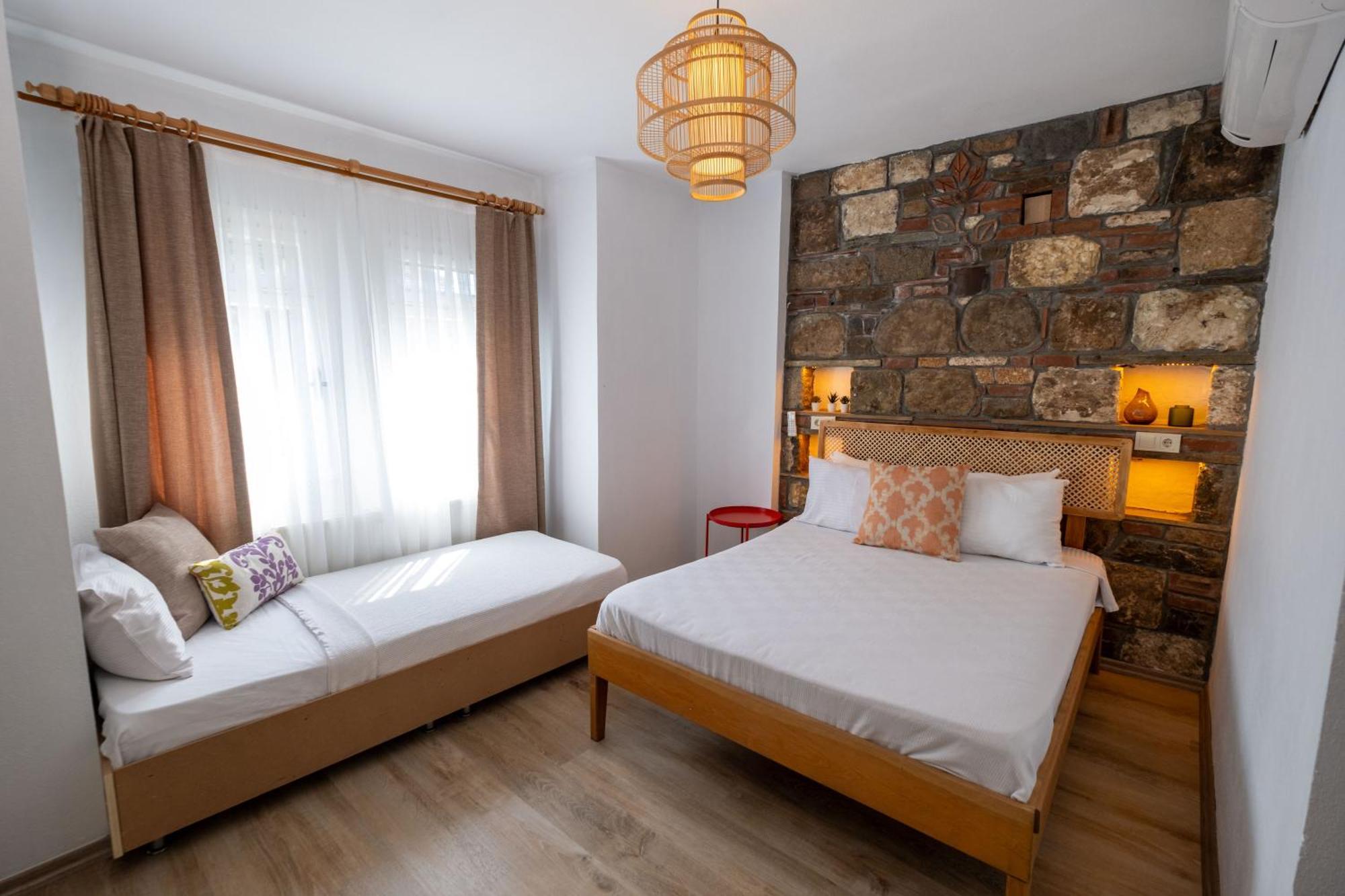 Posthane Hotel Бозджаада Экстерьер фото